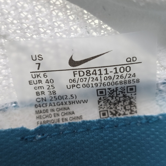 Nike Air Zoom Victory 2 Track Spikes White Green FD8411-100 Men’s Size 7 New - Picture 4 of 12